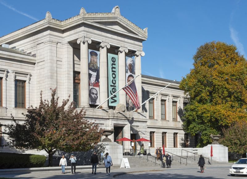 Museum of Fine Arts, Boston exterior.